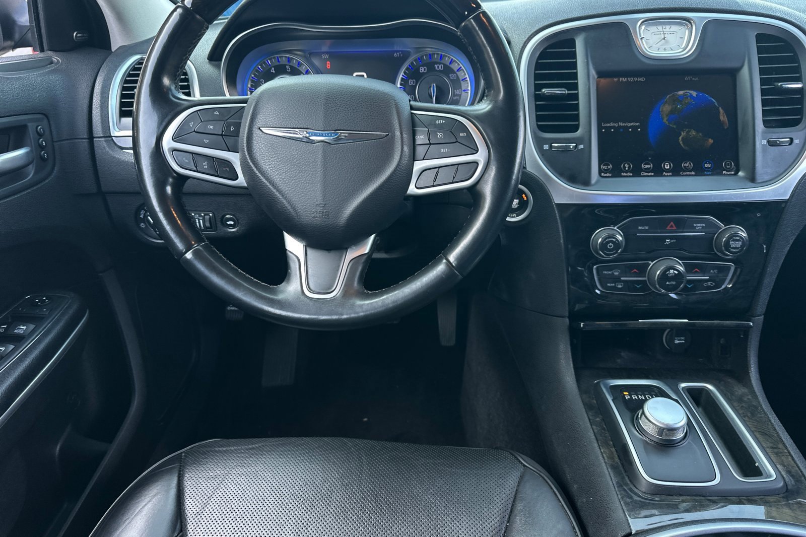 Used 2019 Chrysler 300 Limited image 15