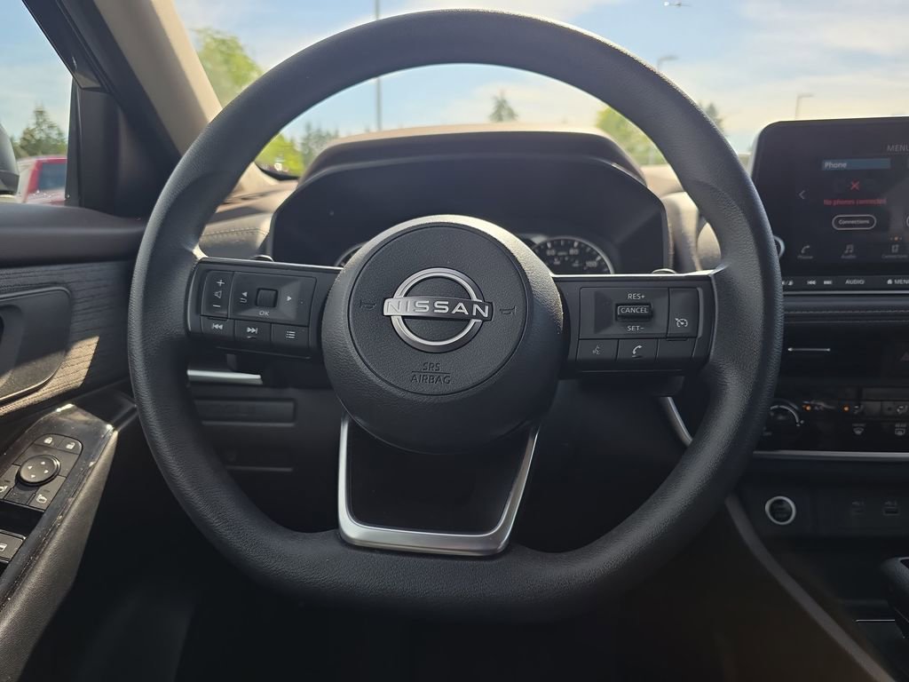 Used 2023 Nissan Rogue S AWD/4WD image 20