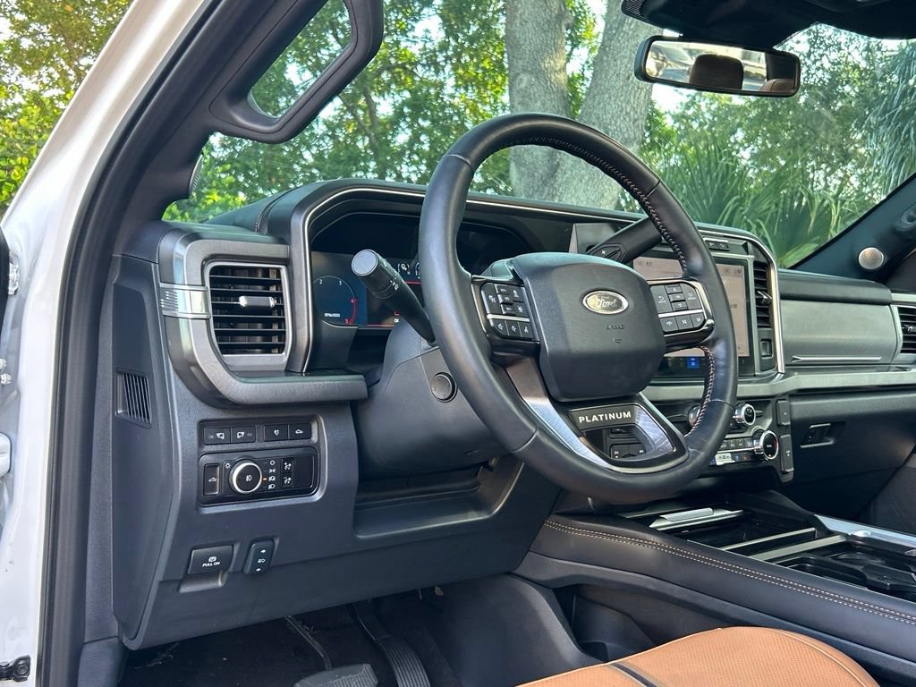 Certified 2024 Ford F250 Platinum w/ FX4 Off-Road Package AWD/4WD image 36