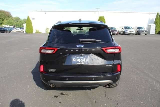 Certified 2024 Ford Escape ST-Line AWD/4WD image 16