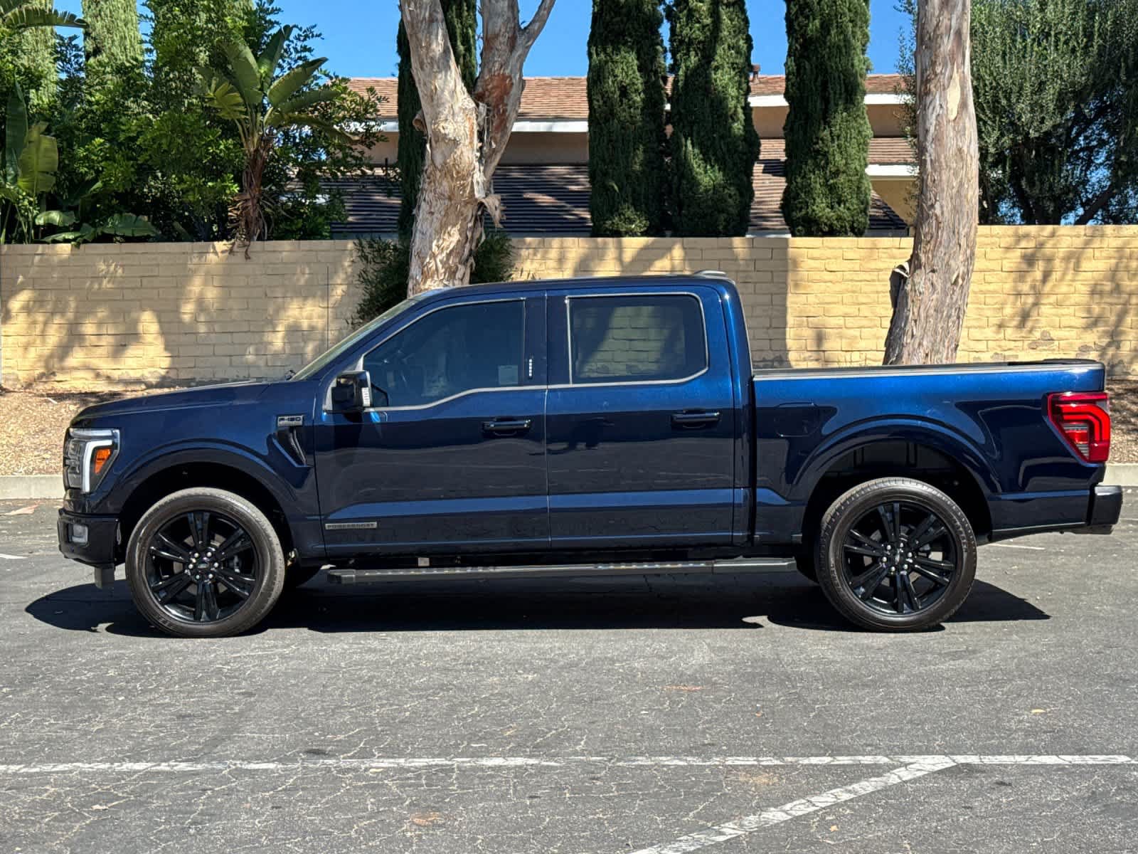 Certified 2024 Ford F150 Lariat w/ Equipment Group 502A High AWD/4WD image 5