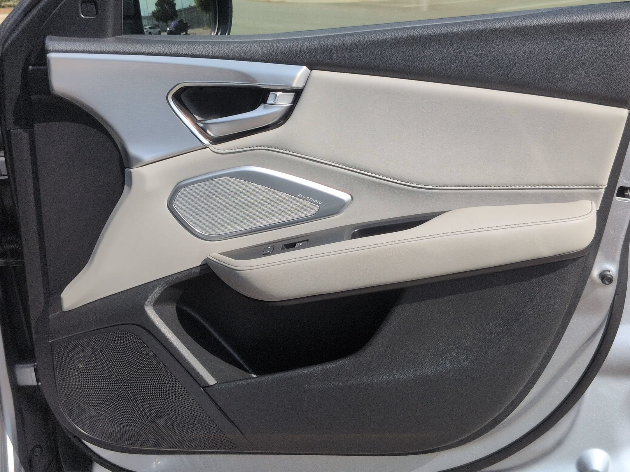 Used 2022 Acura RDX AWD w/ Technology Package image 35