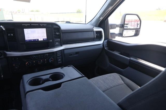 Certified 2024 Ford F250 XLT w/ FX4 Off-Road Package AWD/4WD image 23