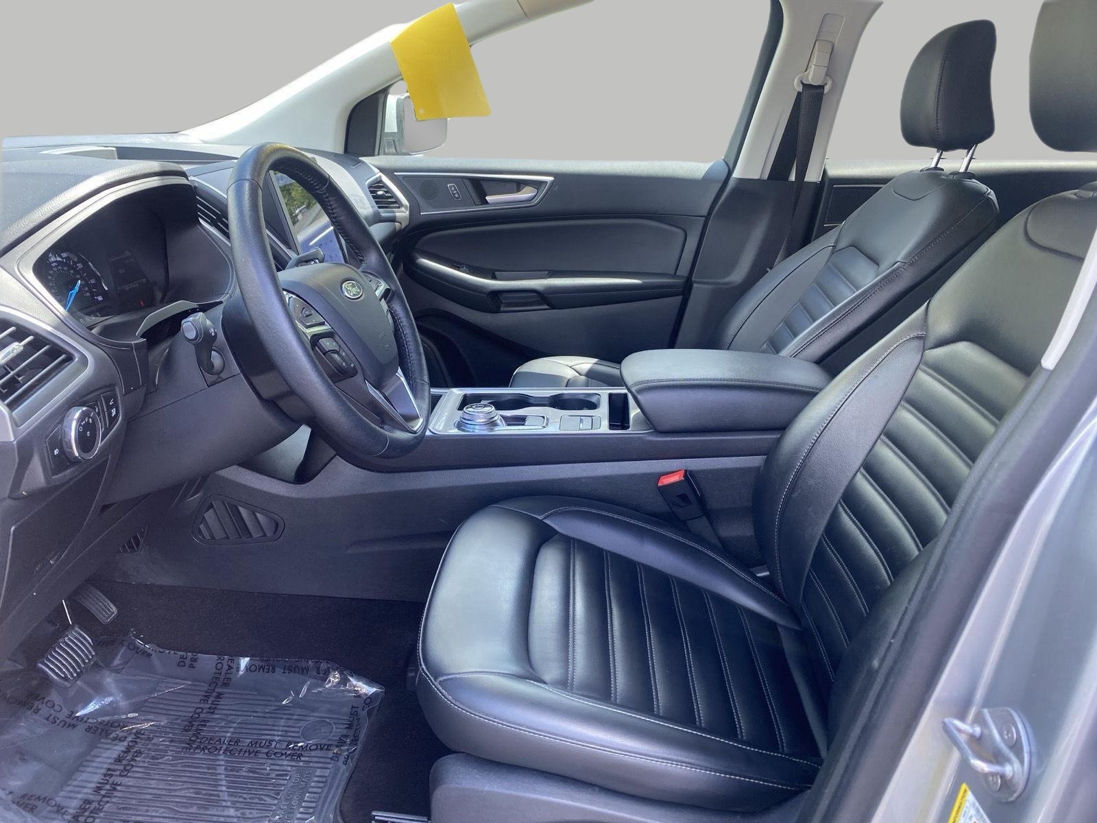 Certified 2024 Ford Edge SEL w/ Convenience Package AWD/4WD image 2