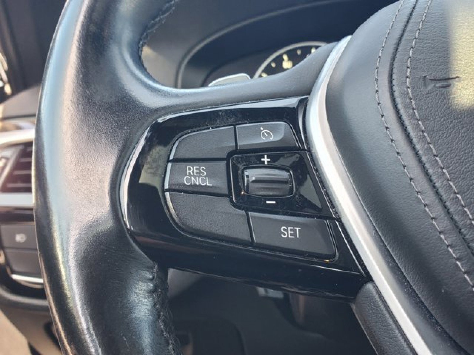 Used 2018 BMW 540i 540i Sedan image 19