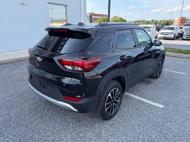 Used 2025 Chevrolet TrailBlazer LT AWD/4WD image 8