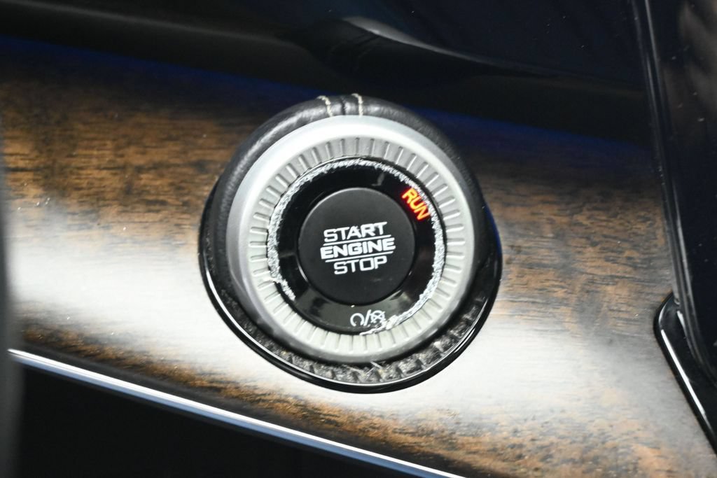 Used 2022 Jeep Grand Wagoneer Series I AWD/4WD image 13