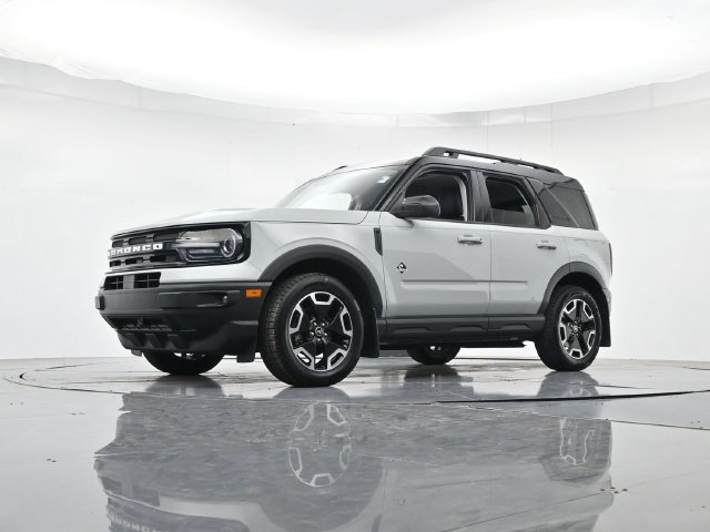 Certified 2023 Ford Bronco Sport Outer Banks w/ Tech Package AWD/4WD image 40