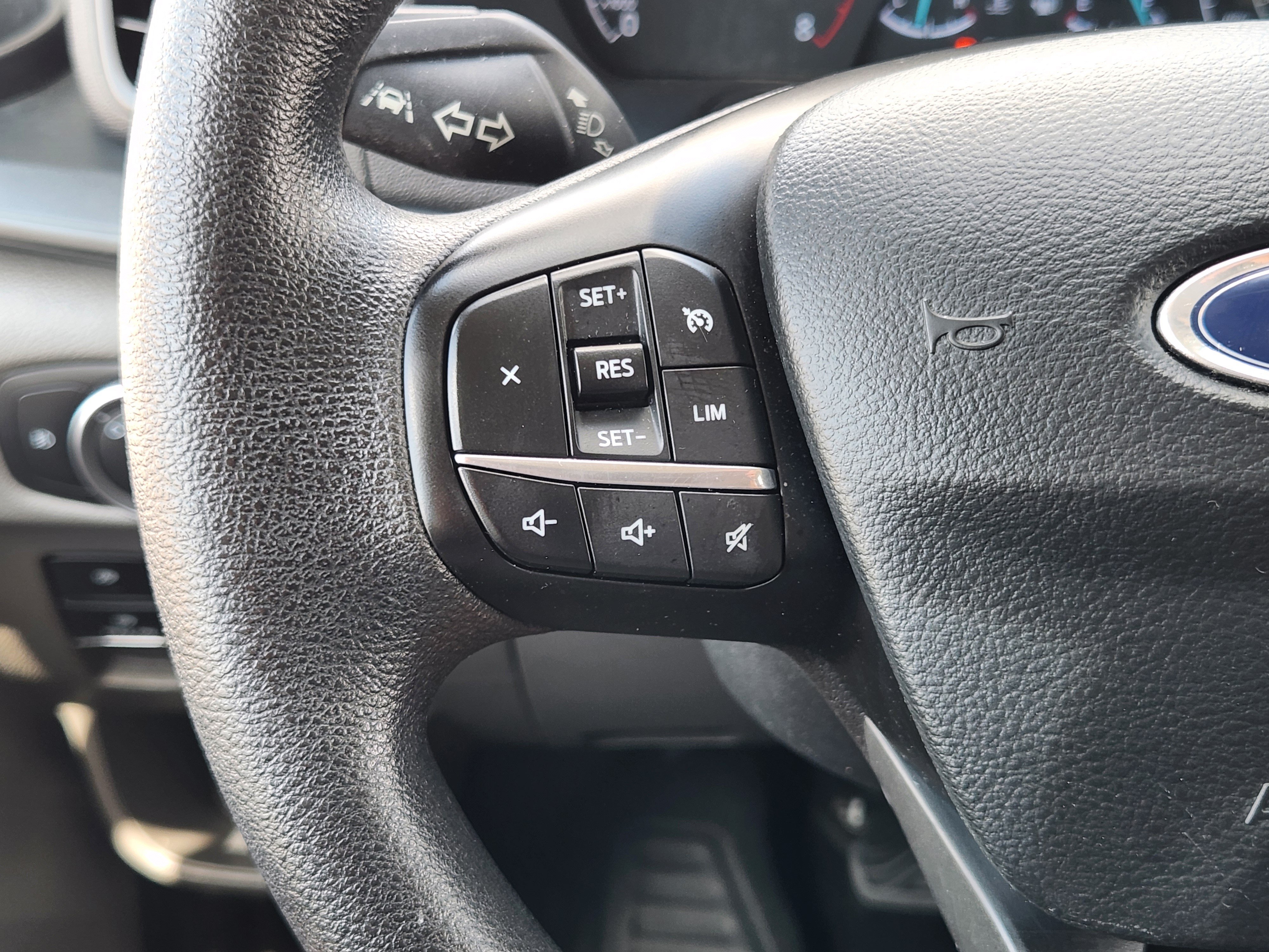 Certified 2025 Ford Transit 350 XLT RWD image 27