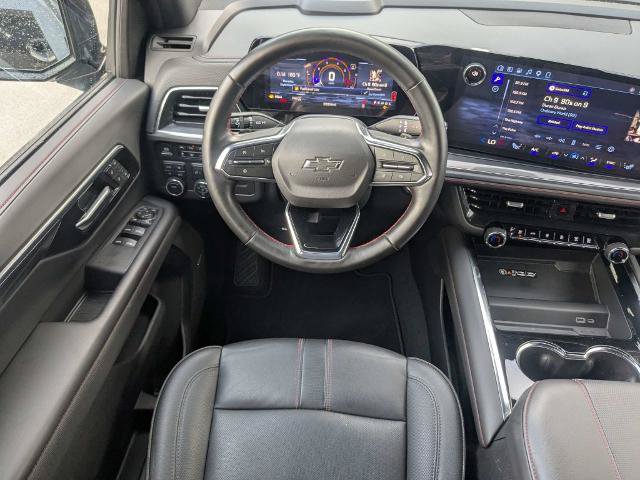 Used 2025 Chevrolet Suburban RST w/ Comfort Package AWD/4WD image 18