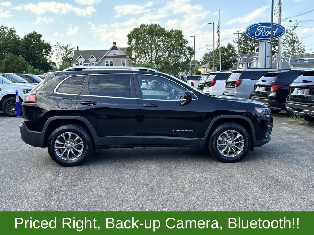 Used 2019 Jeep Cherokee Latitude Plus w/ Comfort/Convenience Group AWD/4WD image 8