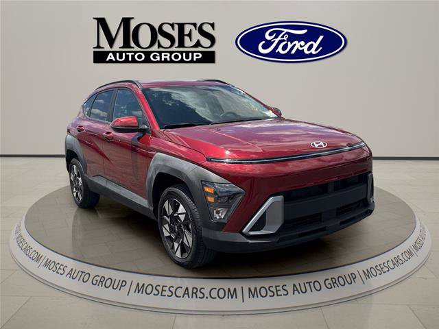 Used 2025 Hyundai Kona SEL AWD/4WD image 3
