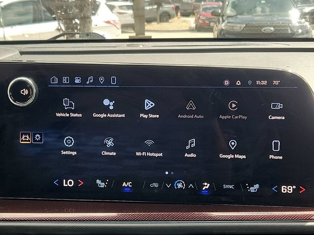 Used 2024 Chevrolet Traverse Z71 AWD/4WD image 16