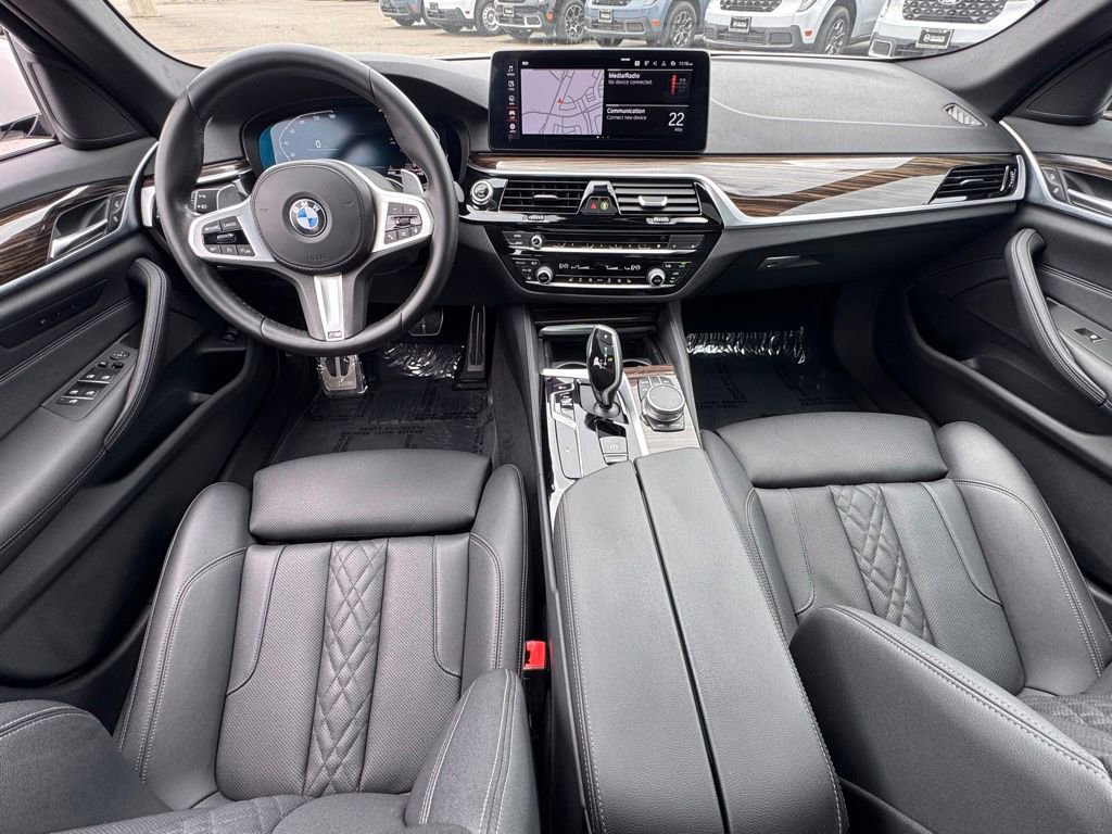 Used 2021 BMW 540i w/ M Sport Package RWD image 28