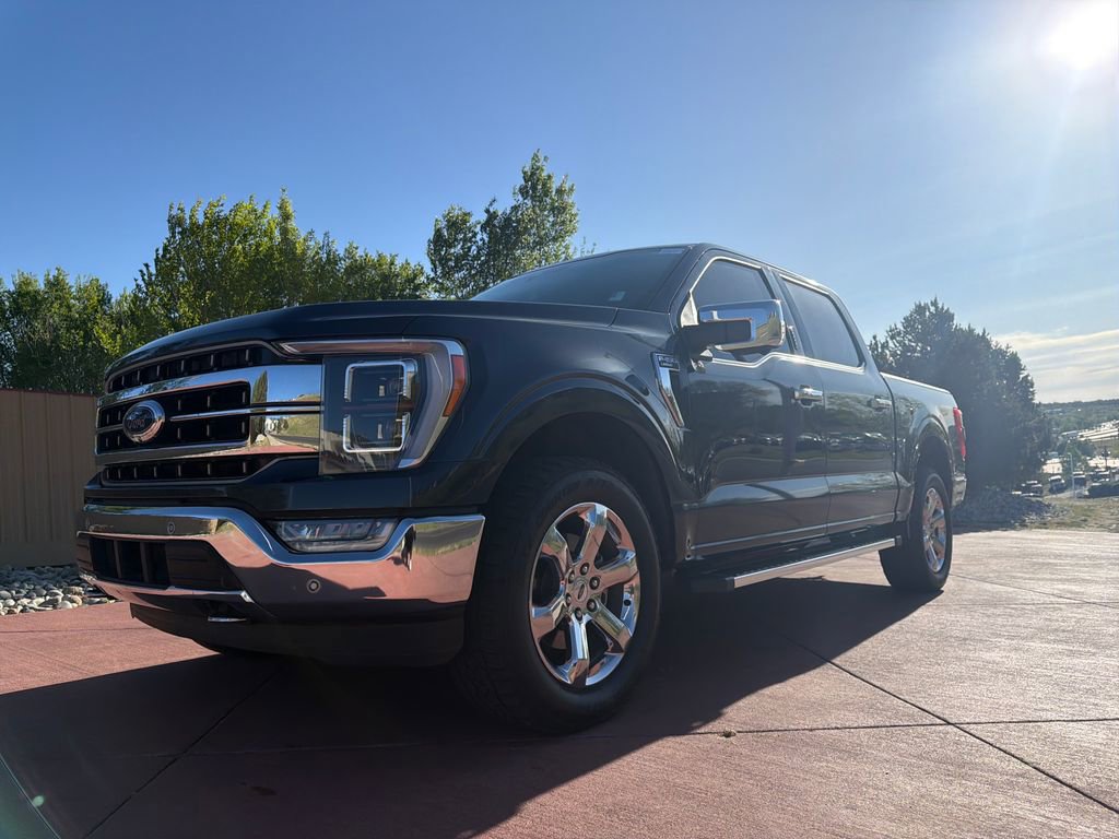 Certified 2022 Ford F150 Lariat w/ Equipment Group 502A High image 3