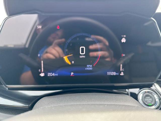 Used 2025 Chevrolet Trax RS w/ Sunroof Package image 12