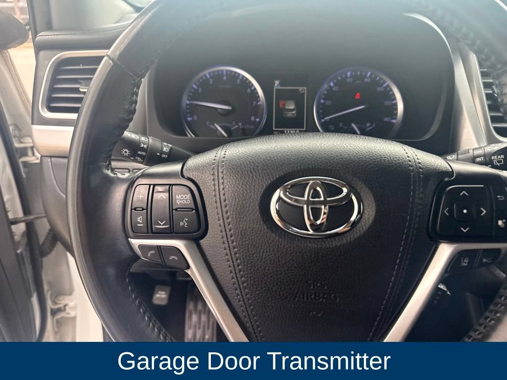 Used 2019 Toyota Highlander XLE AWD/4WD image 20