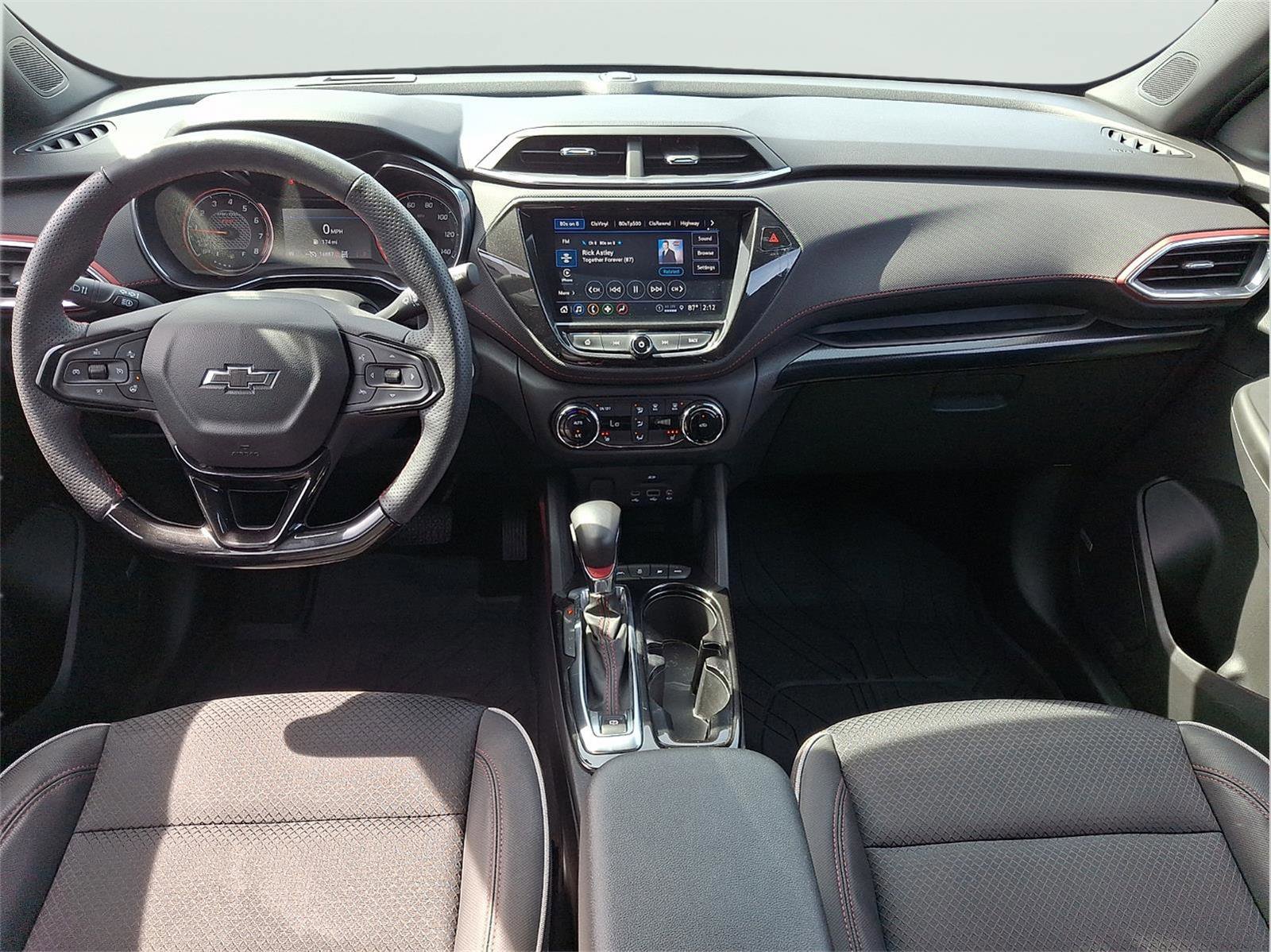 Used 2022 Chevrolet TrailBlazer RS w/ Technology Package image 18