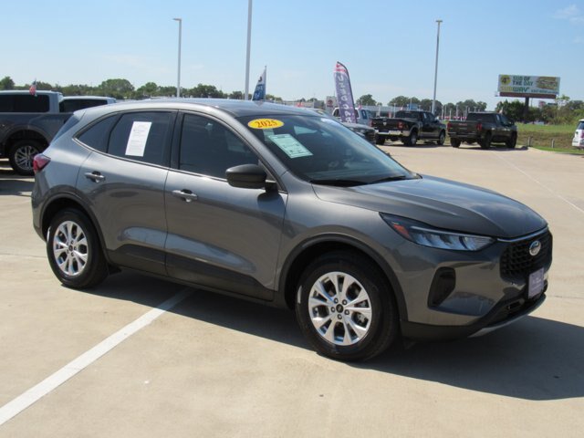 Certified 2025 Ford Escape Active FWD image 11