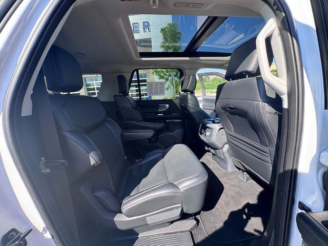 Certified 2025 Ford Expedition Max Platinum AWD/4WD image 33