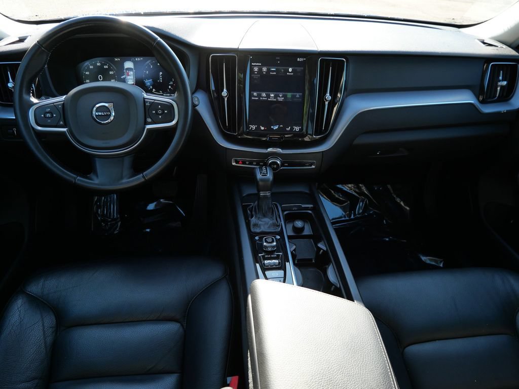 Used 2020 Volvo XC60 T5 Momentum AWD/4WD image 12