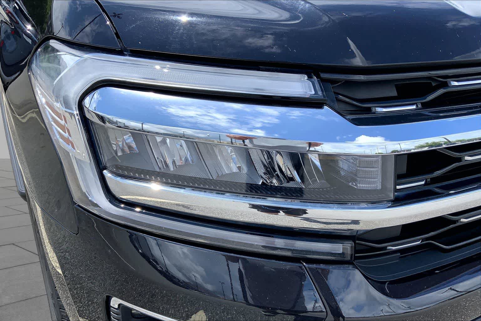 Certified 2024 Ford Expedition Max Limited RWD image 27