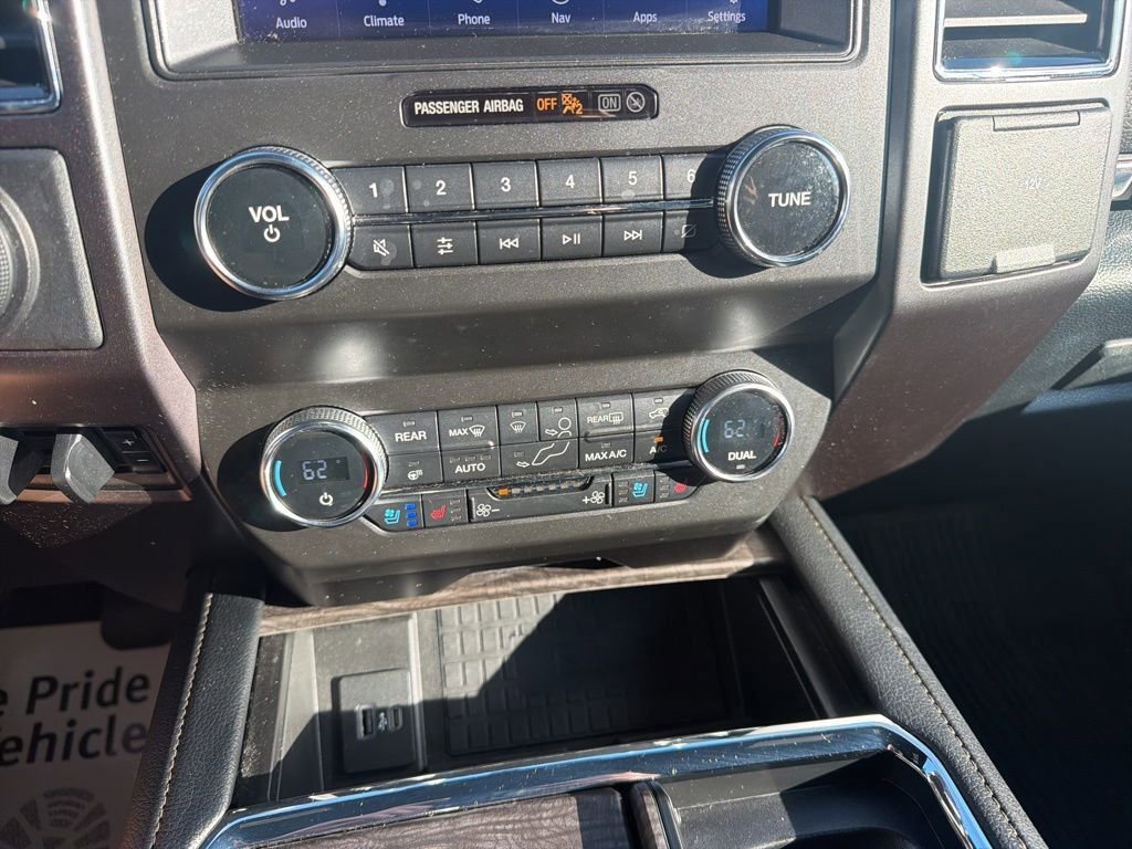 Certified 2020 Ford Expedition Max Limited w/ Special Edition Package AWD/4WD image 26