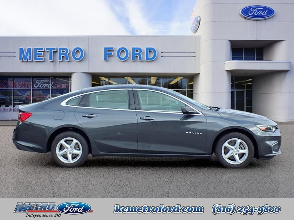 Used 2017 Chevrolet Malibu LS FWD image 2