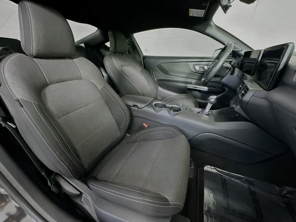 Certified 2024 Ford Mustang Coupe RWD image 14