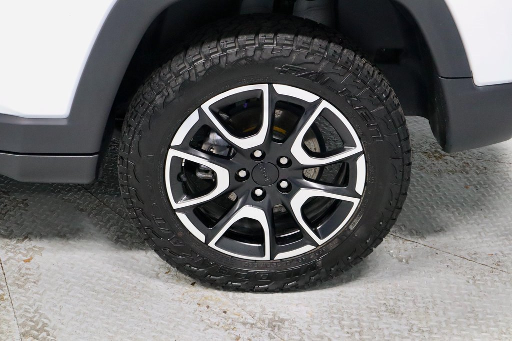 Used 2024 Jeep Compass Trailhawk w/ Trailer Tow Group image 18