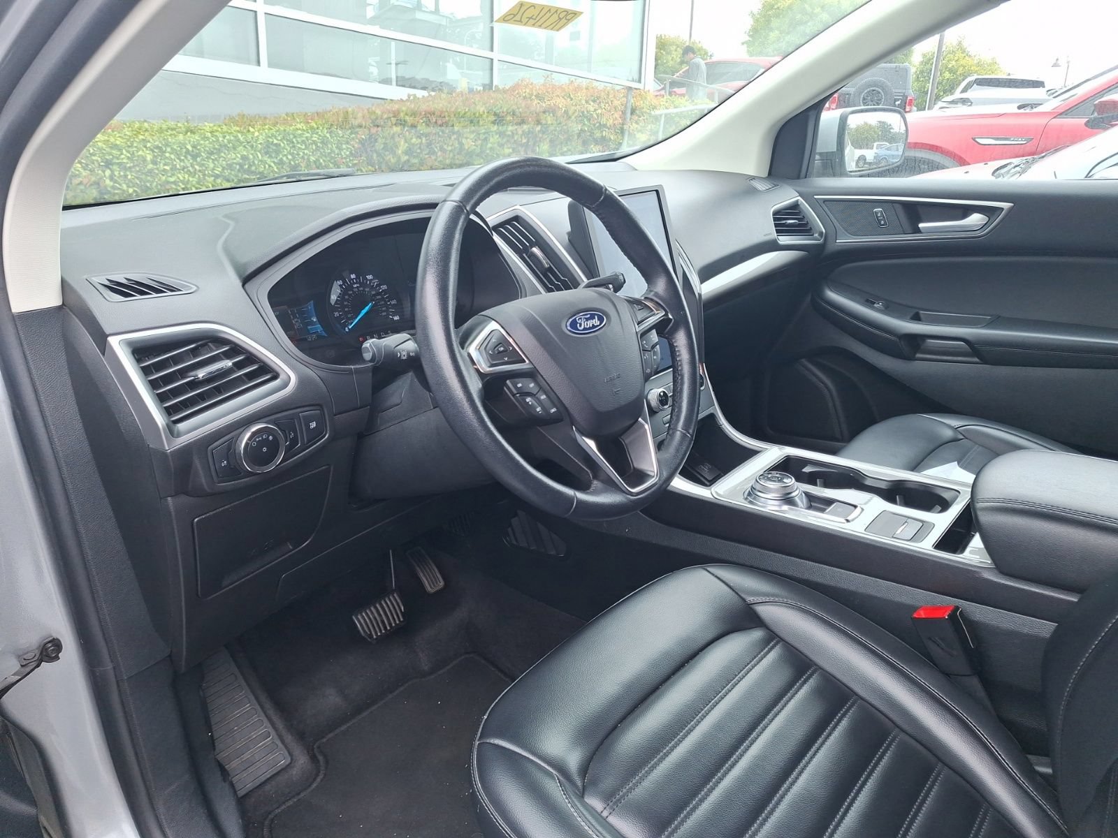 Certified 2024 Ford Edge SEL AWD/4WD image 9