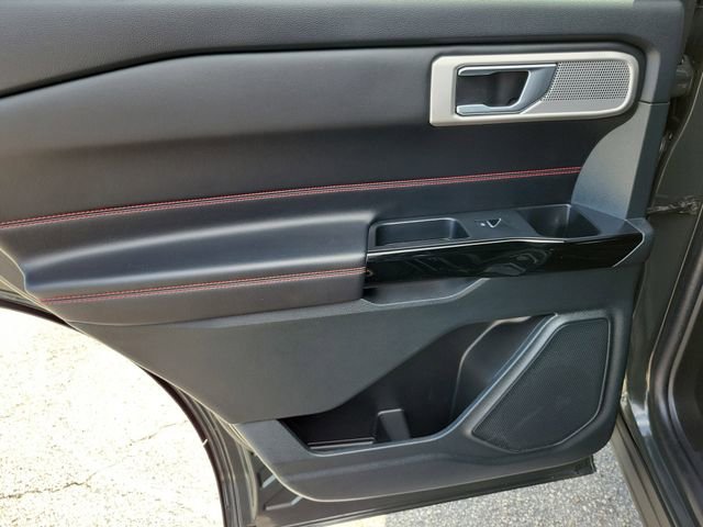 Certified 2024 Ford Explorer ST-Line w/ Class IV Trailer Tow Package image 6