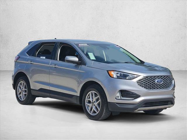 Certified 2024 Ford Edge SEL w/ Convenience Package AWD/4WD image 3