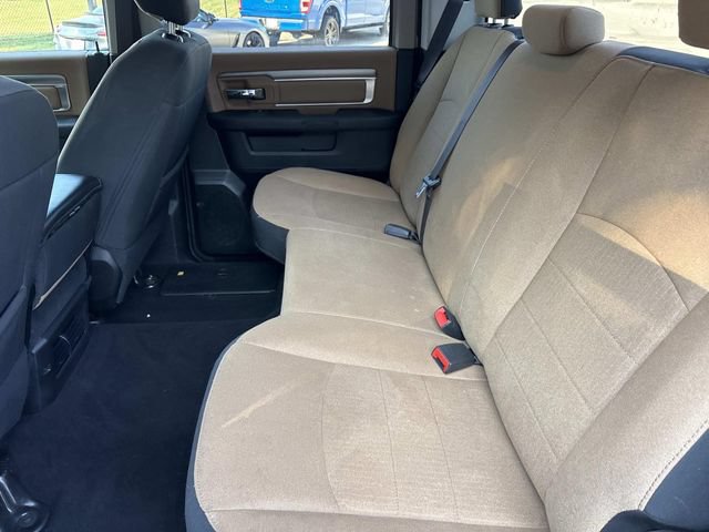 Used 2021 RAM 1500 Classic SLT AWD/4WD image 18