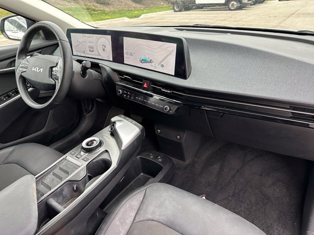 Used 2024 Kia EV6 Light AWD/4WD image 9