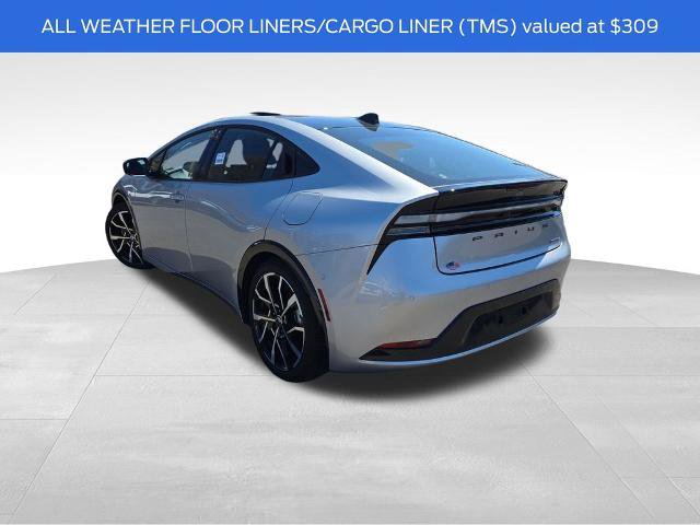 Used 2025 Toyota Prius Plug-In Hybrid w/ Limited Premium Package image 7