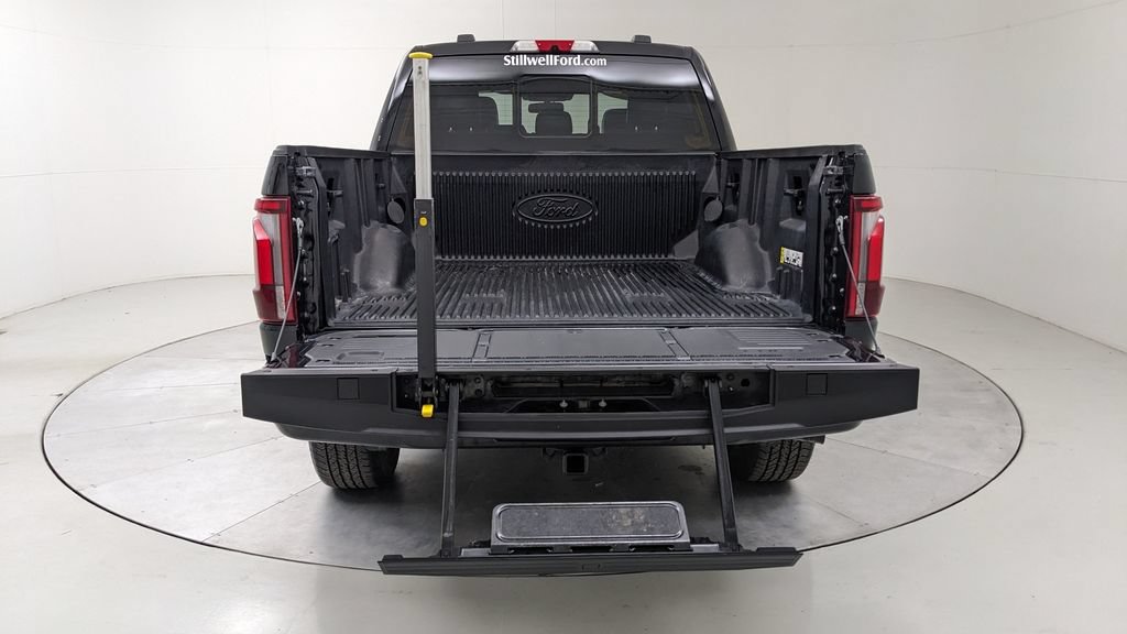 Certified 2024 Ford F150 Platinum AWD/4WD image 9
