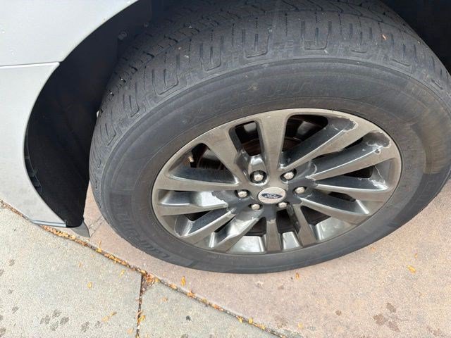 Certified 2019 Ford Expedition Limited AWD/4WD image 12