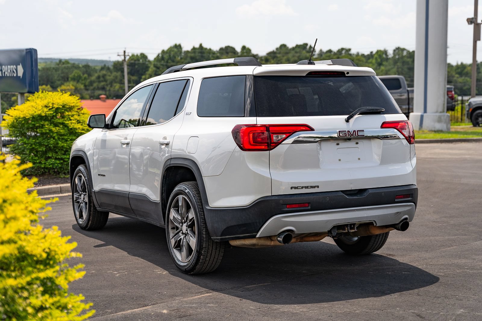 Used 2018 GMC Acadia SLT FWD image 5