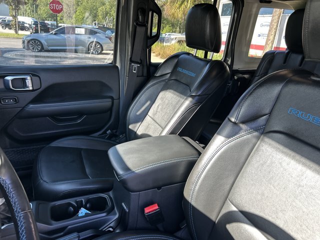 Used 2023 Jeep Wrangler Unlimited Rubicon 4xe w/ Cold Weather Group AWD/4WD image 18