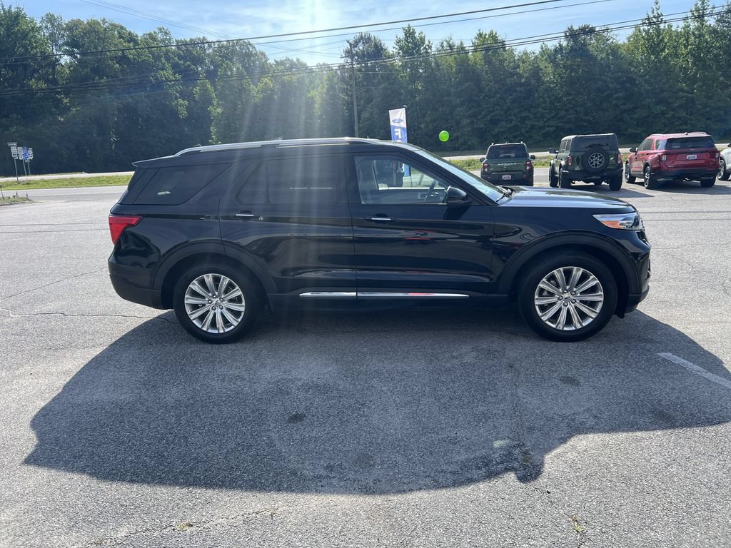 Certified 2020 Ford Explorer Limited RWD image 4
