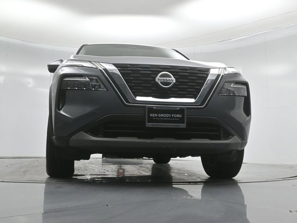 Used 2021 Nissan Rogue SV FWD image 45