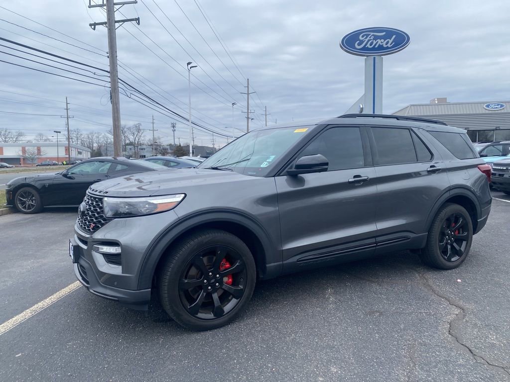 Certified 2023 Ford Explorer ST w/ Equipment Group 401A image 3