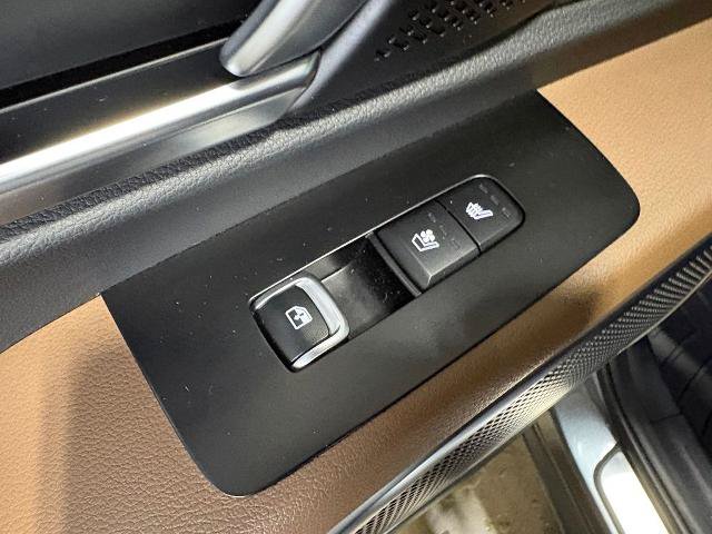 Used 2021 Kia Telluride SX w/ SX Prestige Package AWD/4WD image 31