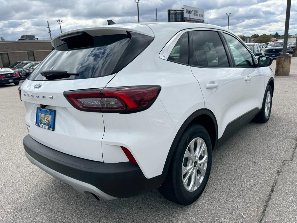 Certified 2024 Ford Escape Active FWD image 3