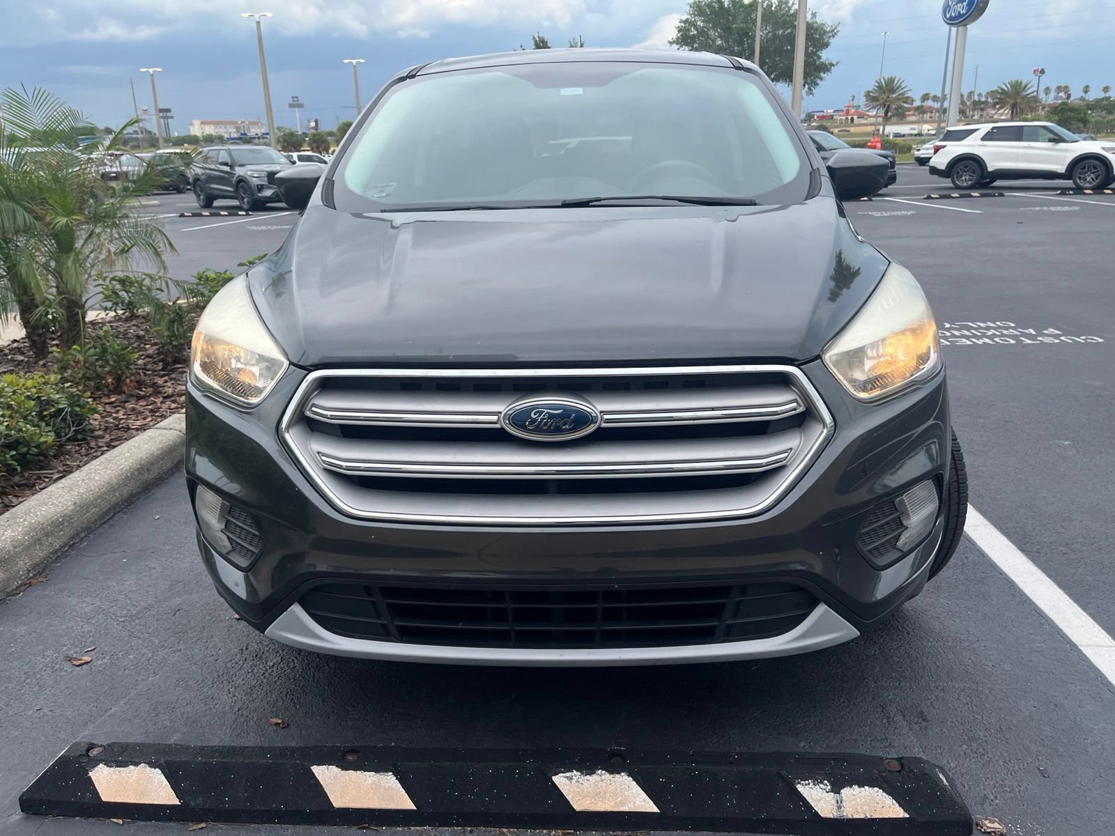 Certified 2019 Ford Escape SE FWD image 3
