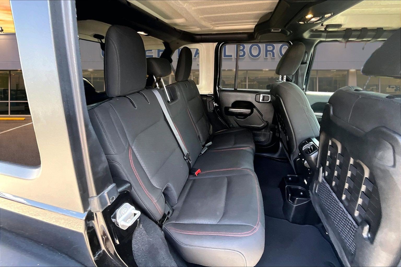 Used 2020 Jeep Wrangler Unlimited Rubicon AWD/4WD image 27