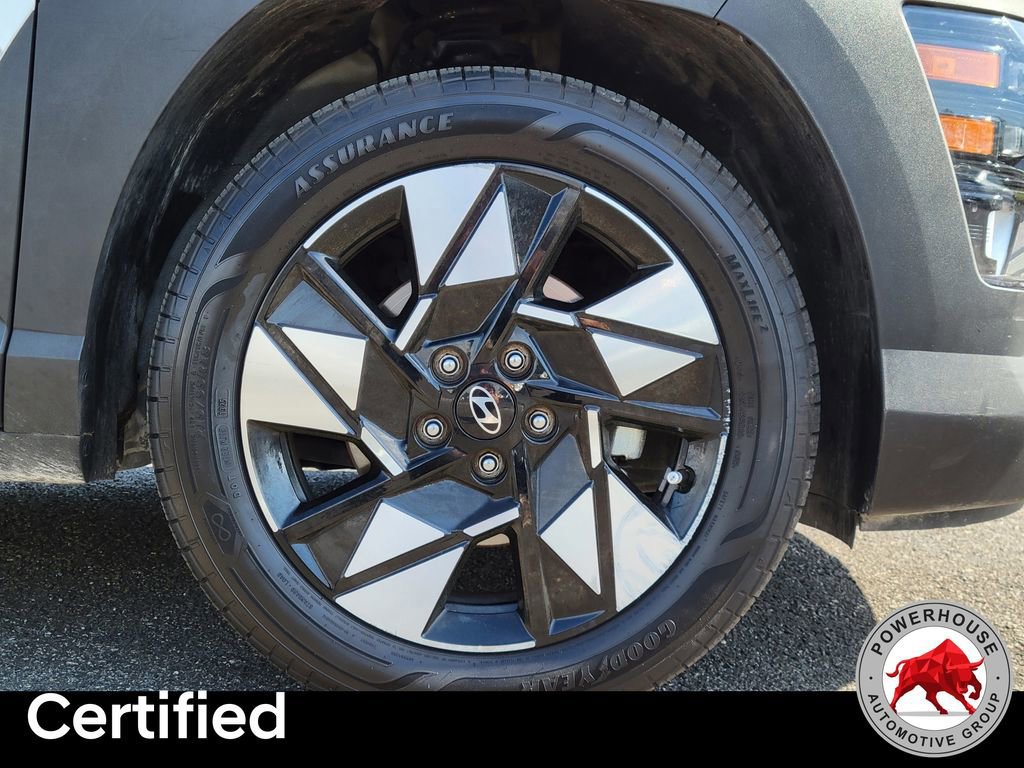 Used 2024 Hyundai Kona SEL image 11