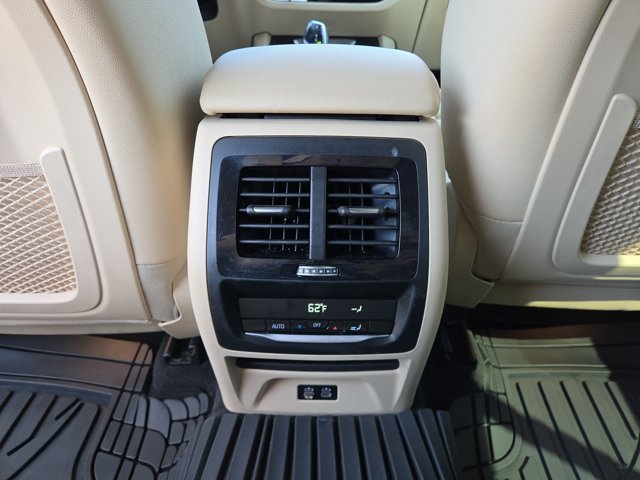 Used 2021 BMW X3 xDrive30i AWD/4WD image 12
