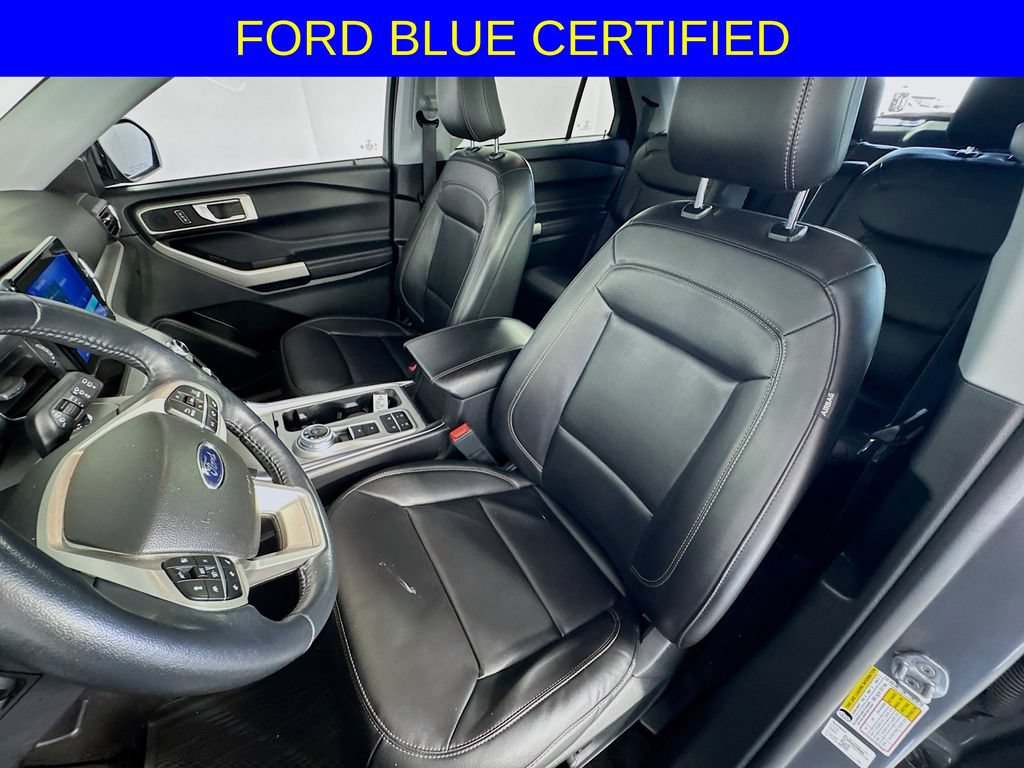 Certified 2023 Ford Explorer XLT w/ Equipment Group 202A RWD image 24